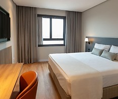 Hotel Monaro Guaporé