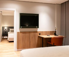 Hotel Monaro Guaporé