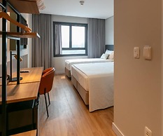 Hotel Monaro Guaporé