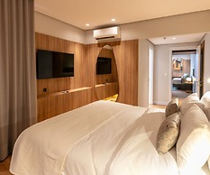 Hotel Monaro Guaporé