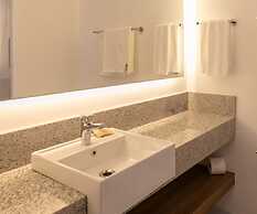 Hotel Monaro Guaporé