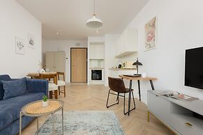 Modern Apartment With Balcony by Renters