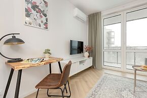 Modern Apartment With Balcony by Renters