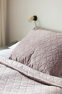 Modern Apartment With Balcony by Renters