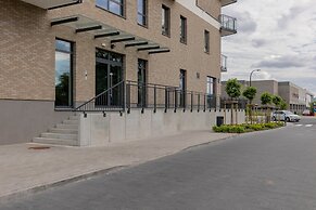 Modern Apartment With Balcony by Renters
