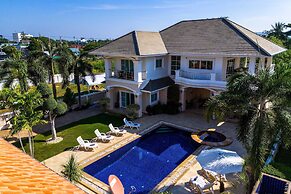 Luxurious 5-Bed Private Pool Villa - PV5
