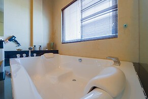 Luxurious 5-Bed Private Pool Villa - PV5