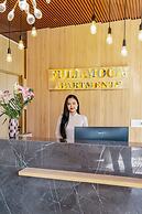 Full Moon Apartments