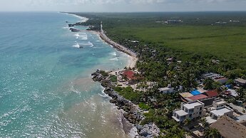 Tropicalito Villa on the Beach