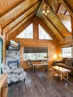 Pine Cove Treehouses & Cabins