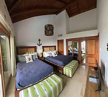 Villa for 7 People Pool and Ocean View at Samana