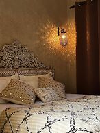 Riad with Outdoor Swimming Pools