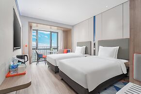 Holiday Inn Express Guangzhou Panyu Dashi by IHG