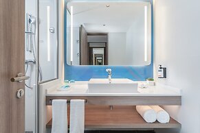 Holiday Inn Express Guangzhou Panyu Dashi by IHG