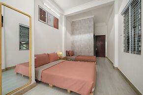 KLY APARTMENT HOTEL