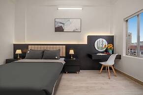 KLY APARTMENT HOTEL