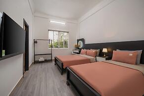 KLY APARTMENT HOTEL