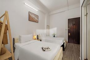 KLY APARTMENT HOTEL