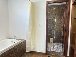 Benzen Villas Nha Trang