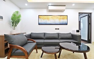 Xuan La Apartment