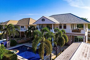 Luxurious 5-Bed Private Pool Villa - PV6