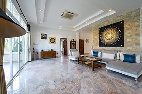 Luxurious 5-Bed Private Pool Villa - PV6