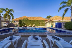 Luxurious 5-Bed Private Pool Villa - PV6