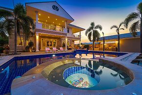 Luxurious 5-Bed Private Pool Villa - PV6