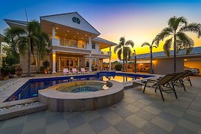 Luxurious 5-Bed Private Pool Villa - PV6