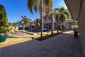 Luxurious 5-Bed Private Pool Villa - PV6
