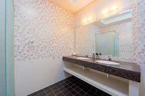 Luxurious 5-Bed Private Pool Villa - PV6