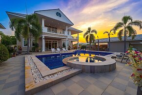 Luxurious 5-Bed Private Pool Villa - PV6