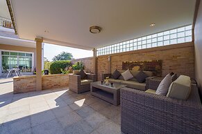 Luxurious 5-Bed Private Pool Villa - PV6