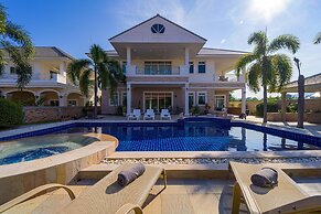 Luxurious 5-Bed Private Pool Villa - PV6