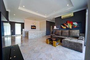 Luxurious 5-Bed Private Pool Villa - PV6