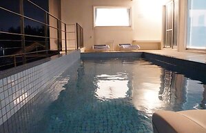 Blue Shallows Onnason Resort