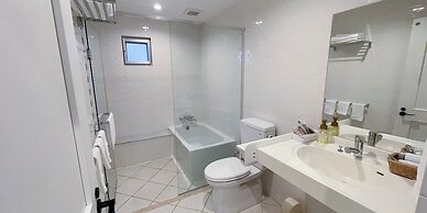 Blue Shallows Onnason Resort