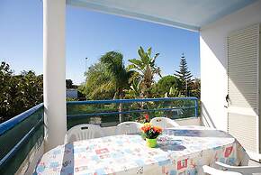 Ginestra apartment with pool in residence