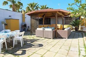 Villa Oasi al mare near the sea with pool