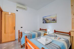 Villa Oasi al mare near the sea with pool