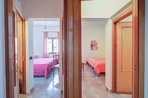 Villa Oasi al mare near the sea with pool