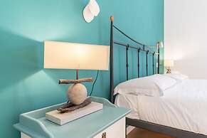 Piazza San Luigi 9 in Naples