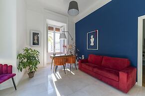 Piazza San Luigi 9 in Naples