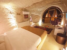 MY CAVE SUITE