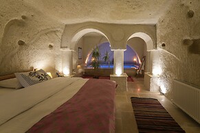 My Cave Suites