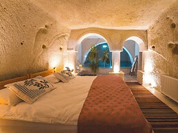 MY CAVE SUITE