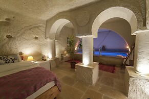 My Cave Suites
