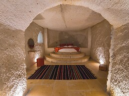 MY CAVE SUITE