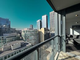 Luxury Suite by CN Tower & Free Parking