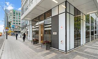 Luxury Suite by CN Tower & Free Parking